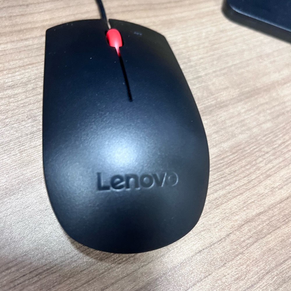 Lenovo Black Wired Mouse